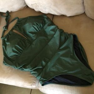 Gorgeous army green plus size swim suit